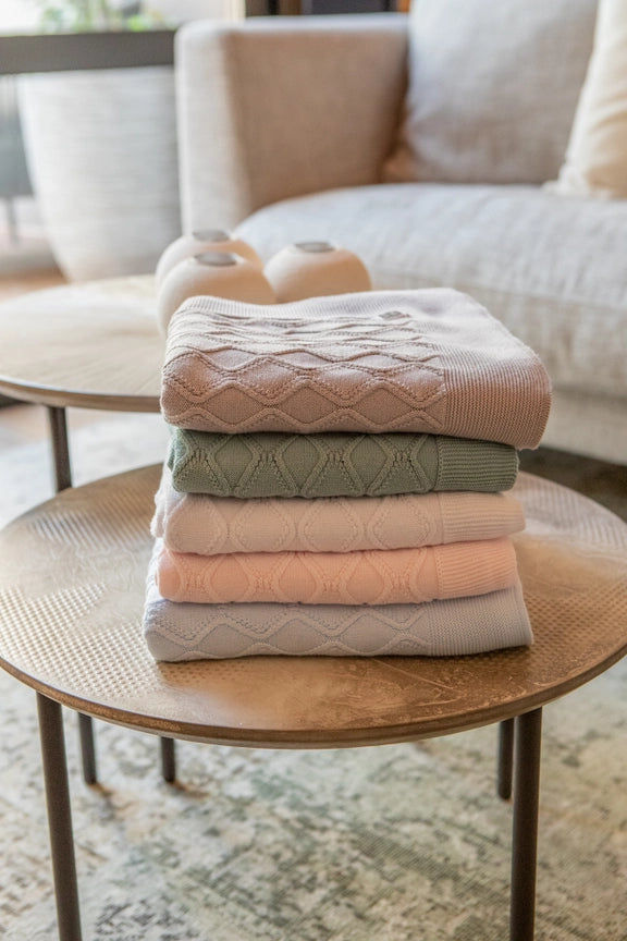 100% Cotton White Met Blanket